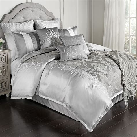 bed bath and beyond quilt sets|bed bath and beyond comforter sets.